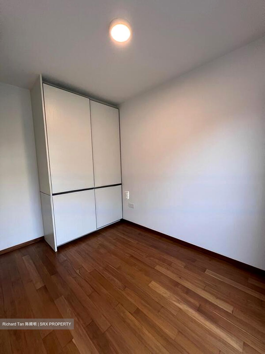 Royalgreen (D10), Condominium #590745731